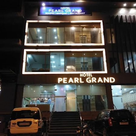 Hotel Pearl Grand & Banquet Zirakpur Eksteriør billede