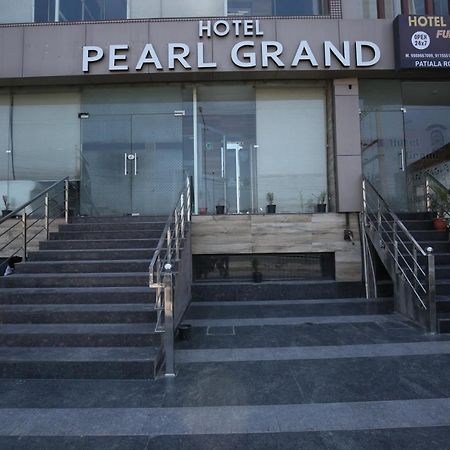 Hotel Pearl Grand & Banquet Zirakpur Eksteriør billede